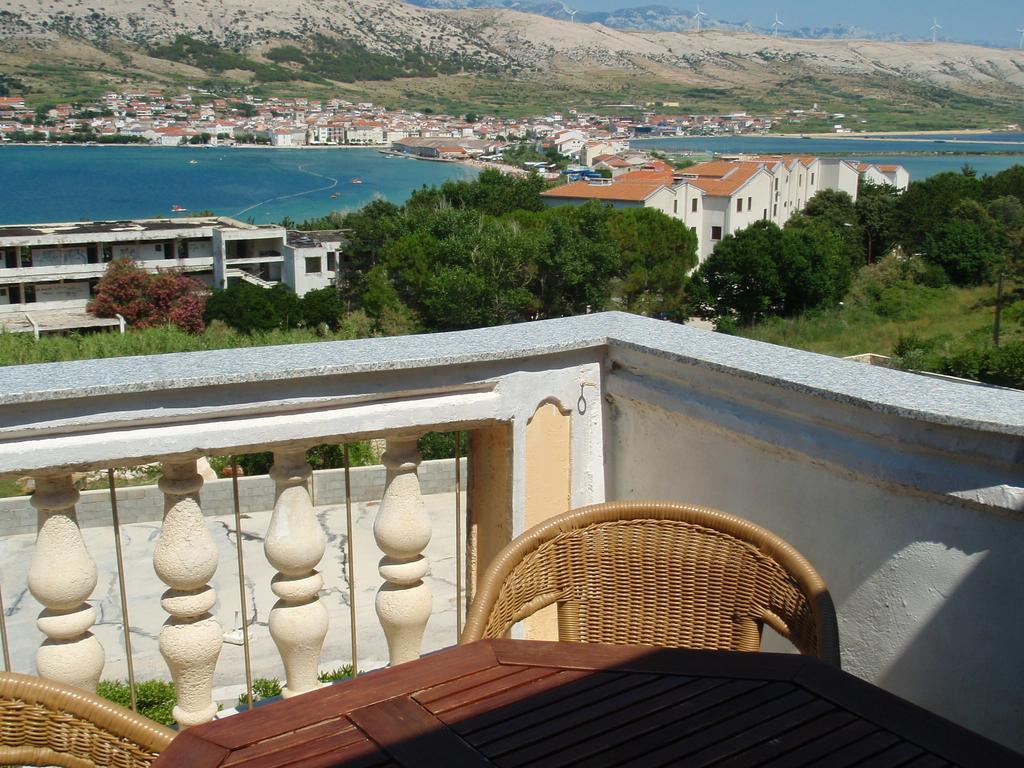 Apartments Ariana Pag Town Buitenkant foto
