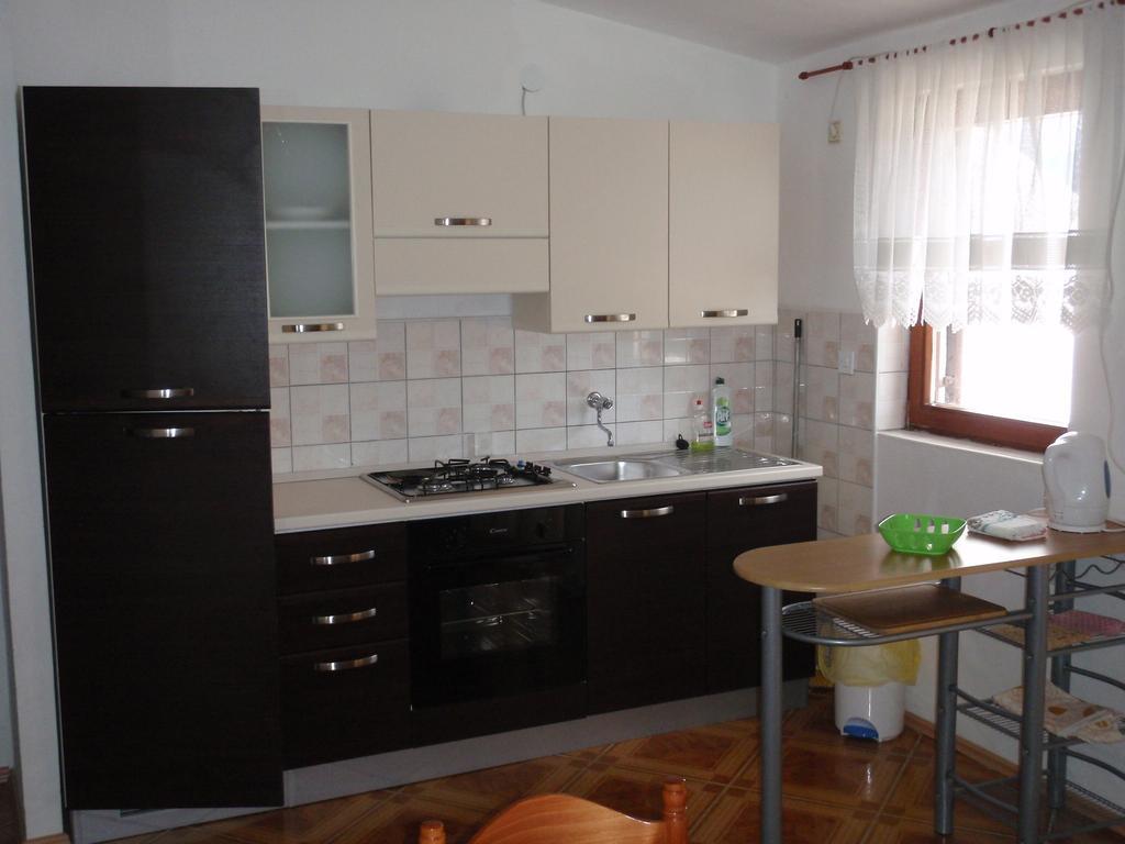 Apartments Ariana Pag Town Kamer foto